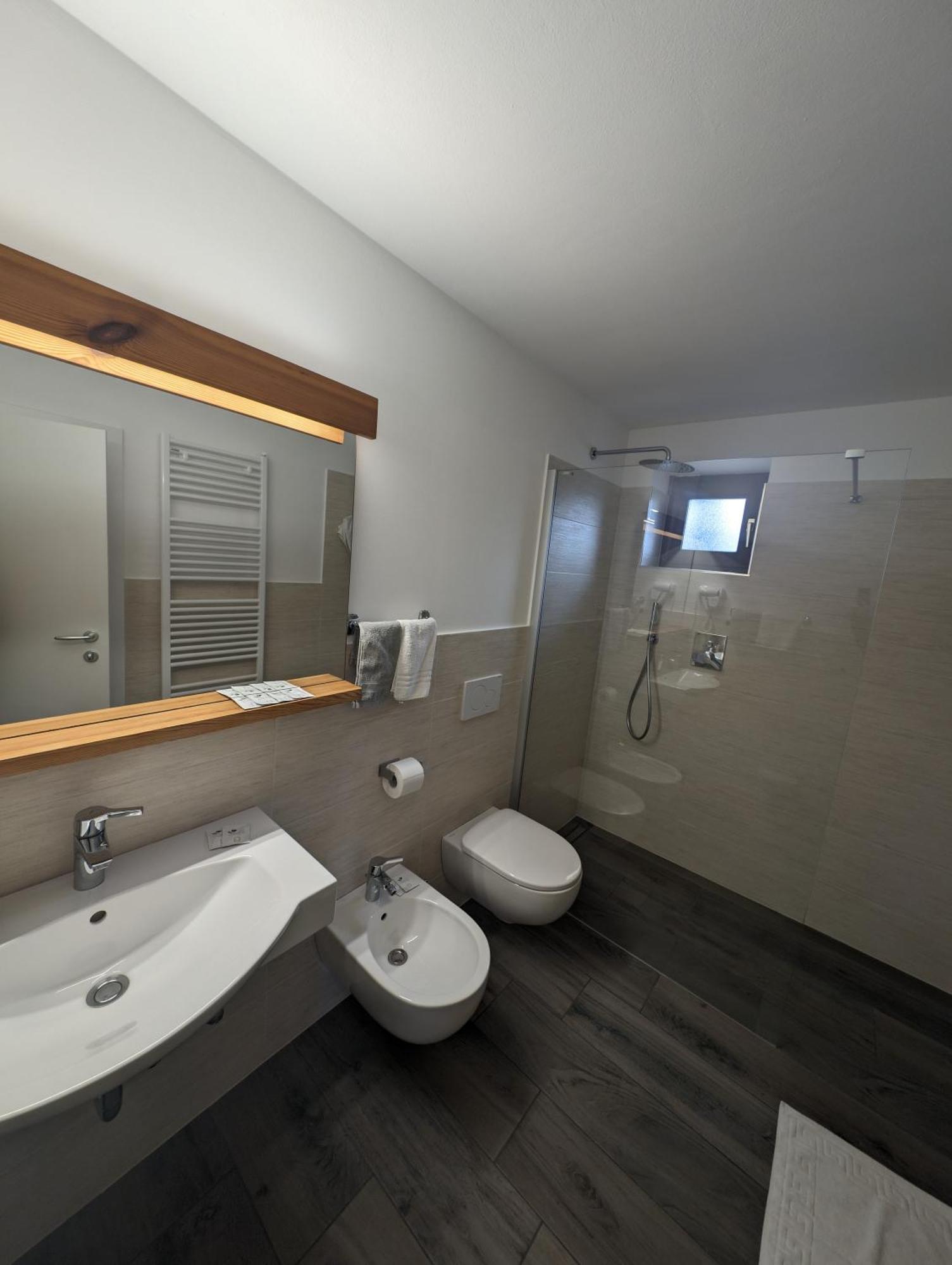 Hotel Eden Guesthouse Marling Buitenkant foto